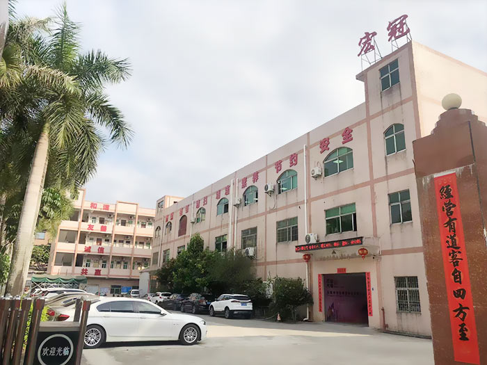厂门口